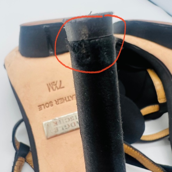 BADGLEY MISCHKA Black Satin Floral Platform Heels Size 7.5 - Picture 14 of 14